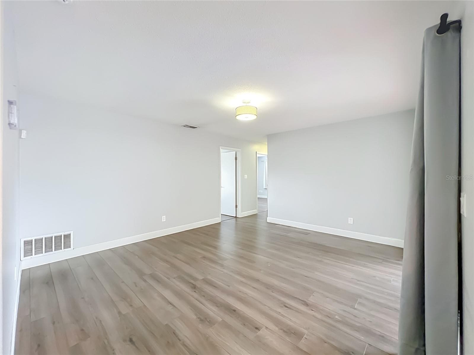 Single Family Residence at 408 MAID OF THE MIST DR, FERN PARK, photo 37 of 82