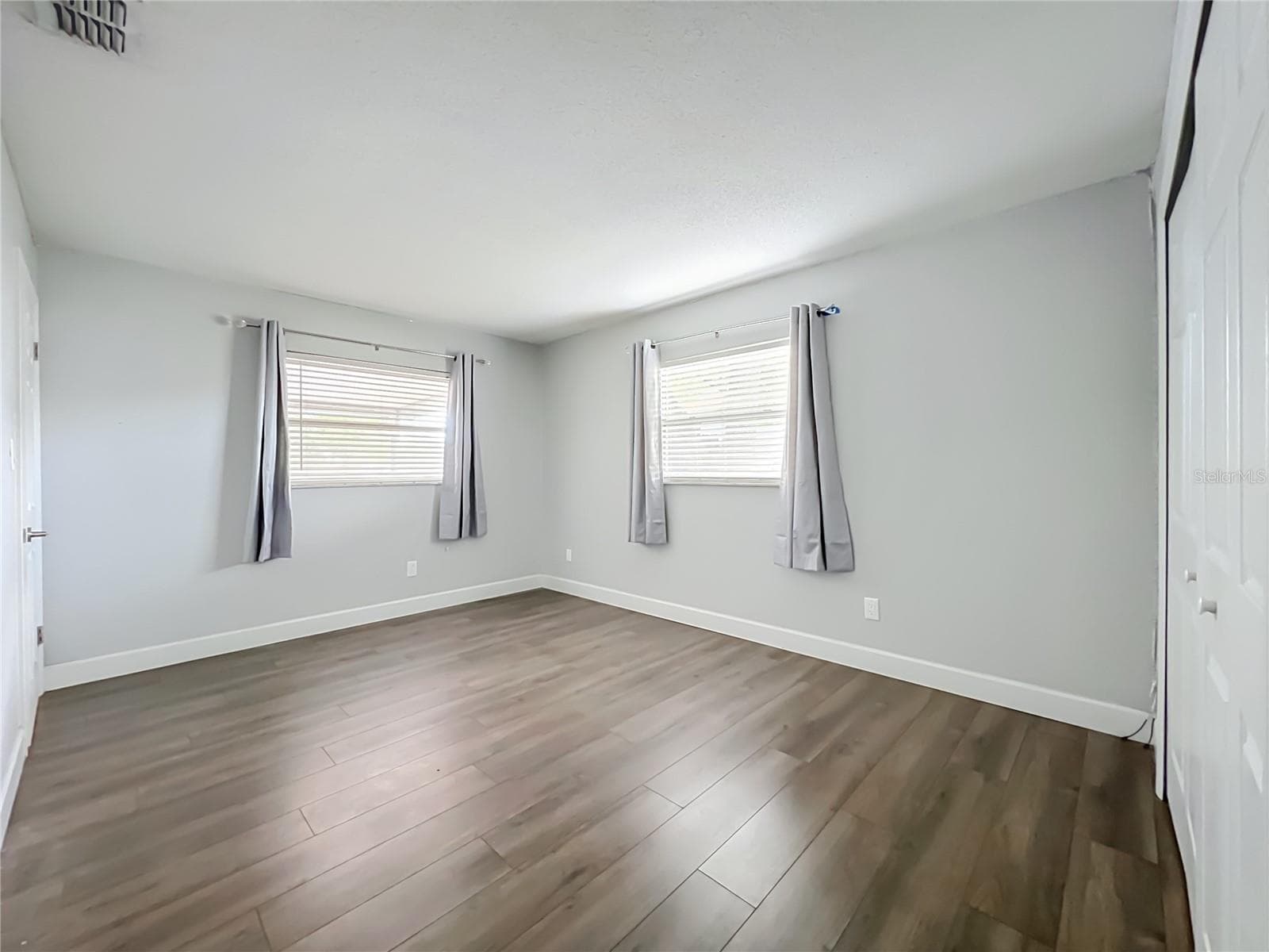 Single Family Residence at 408 MAID OF THE MIST DR, FERN PARK, photo 41 of 82