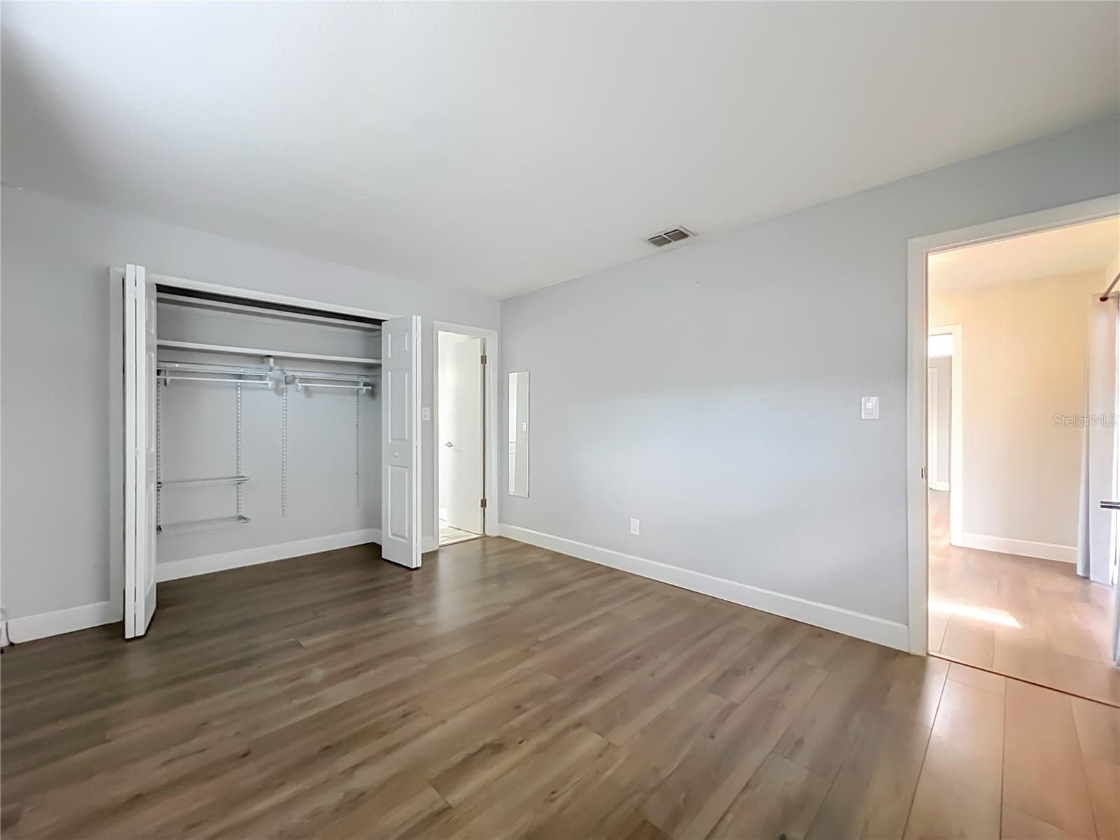 Single Family Residence at 408 MAID OF THE MIST DR, FERN PARK, photo 43 of 82