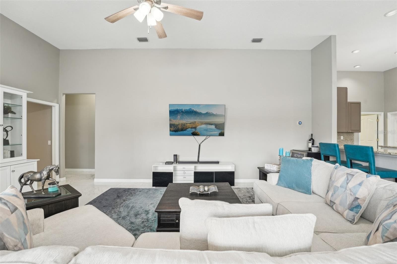 Single Family Residence at 6428 RENWICK CIR, TAMPA, photo 24 of 73