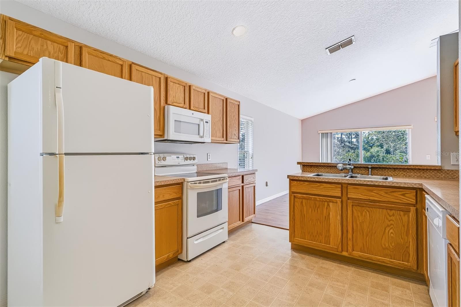 Single Family Residence at 3548 BENSON PARK BLVD, ORLANDO, photo 15 of 41