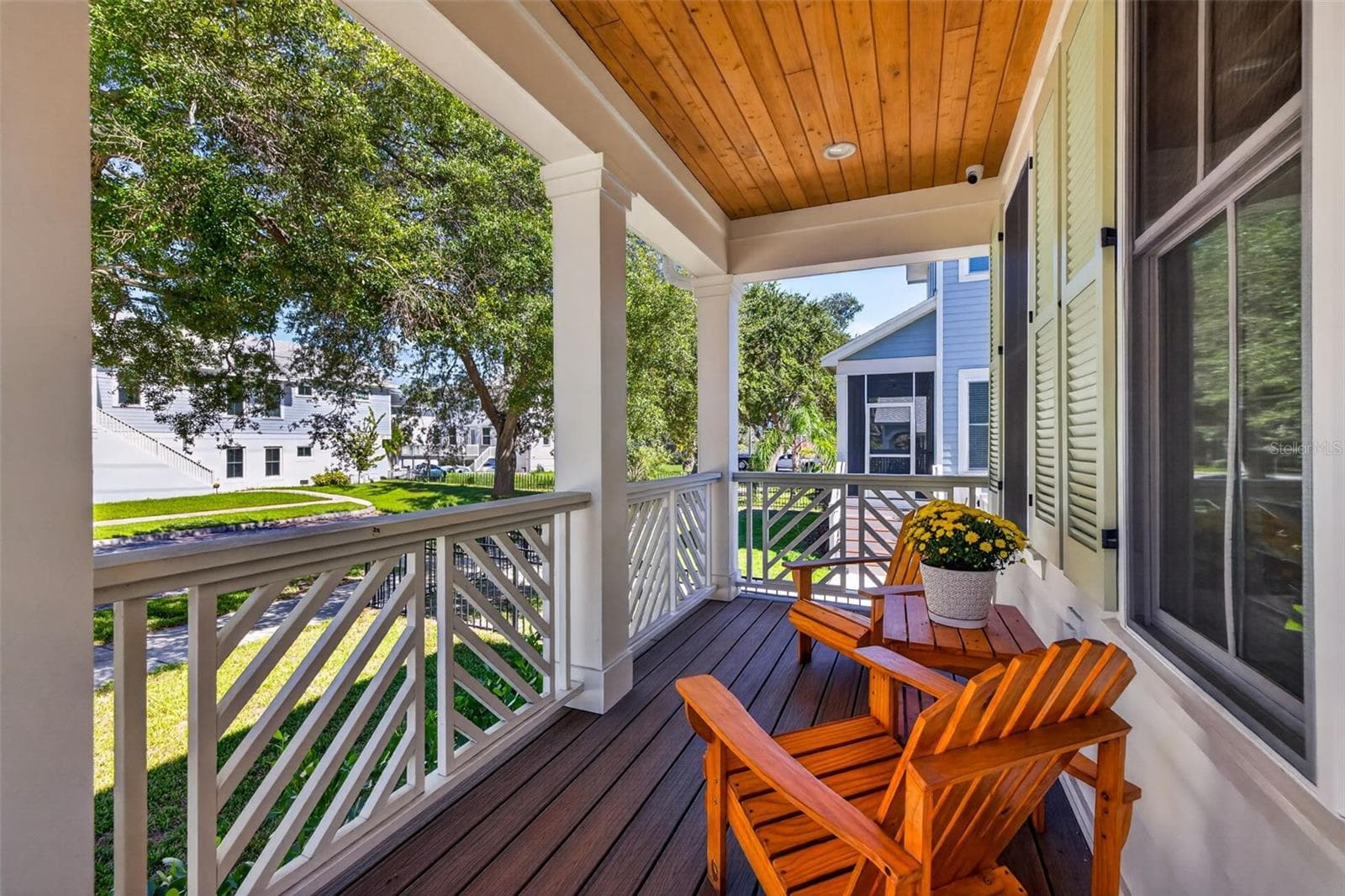 Front porch - 526 13TH AVE S, ST PETERSBURG