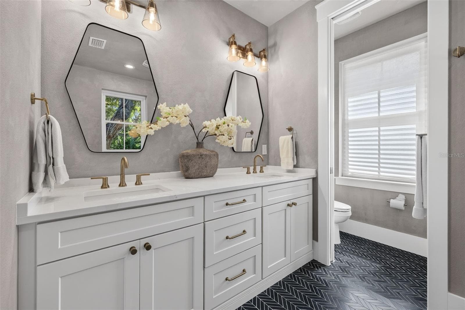 Primary En-suite - 526 13TH AVE S, ST PETERSBURG