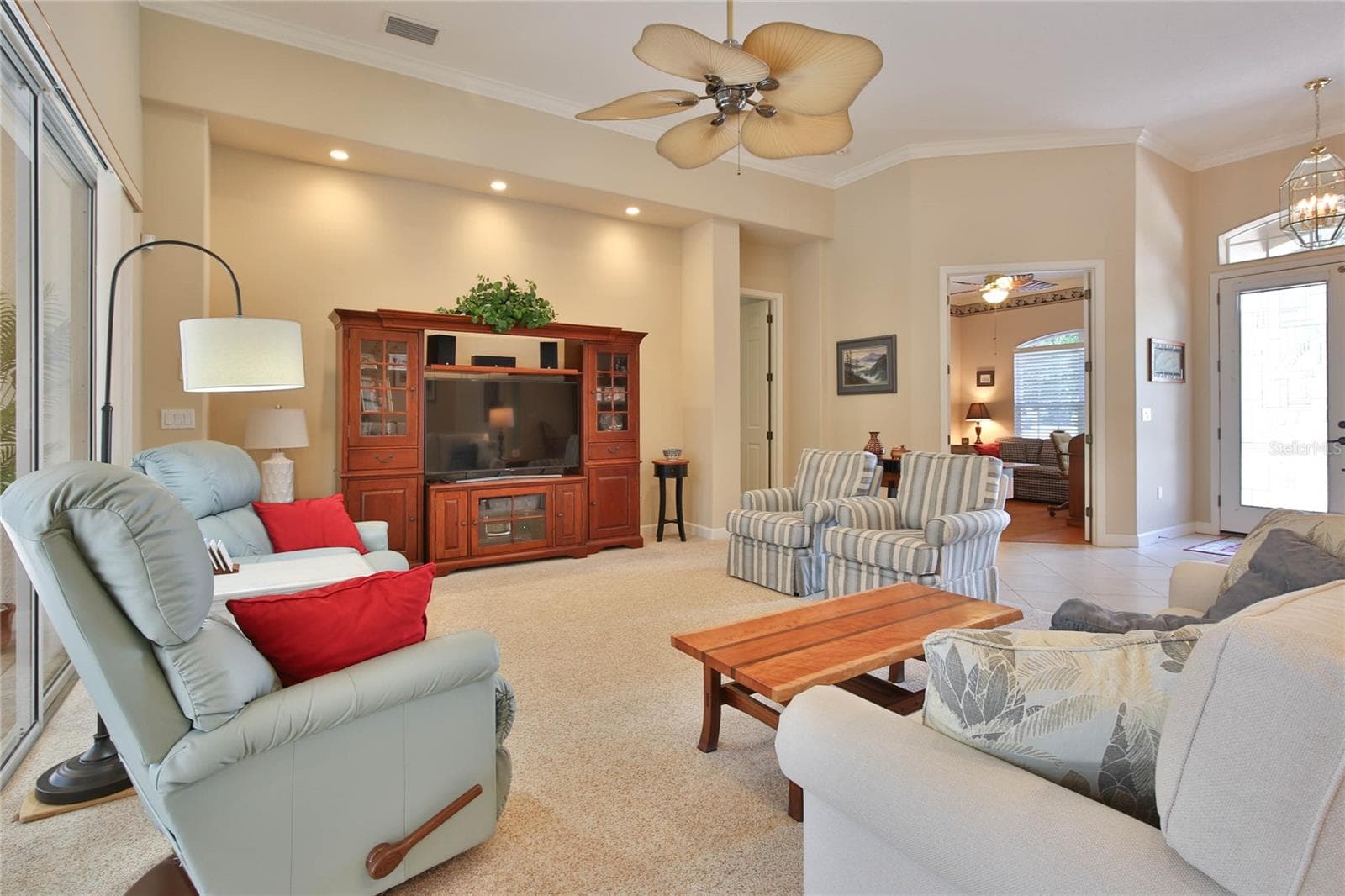 Single Family Residence at 6921 CONESTOGA PL, BRADENTON, photo 6 of 36