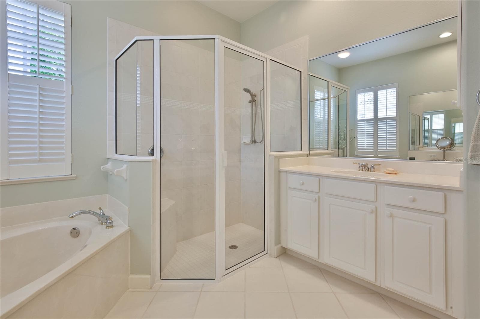 Single Family Residence at 6921 CONESTOGA PL, BRADENTON, photo 17 of 36