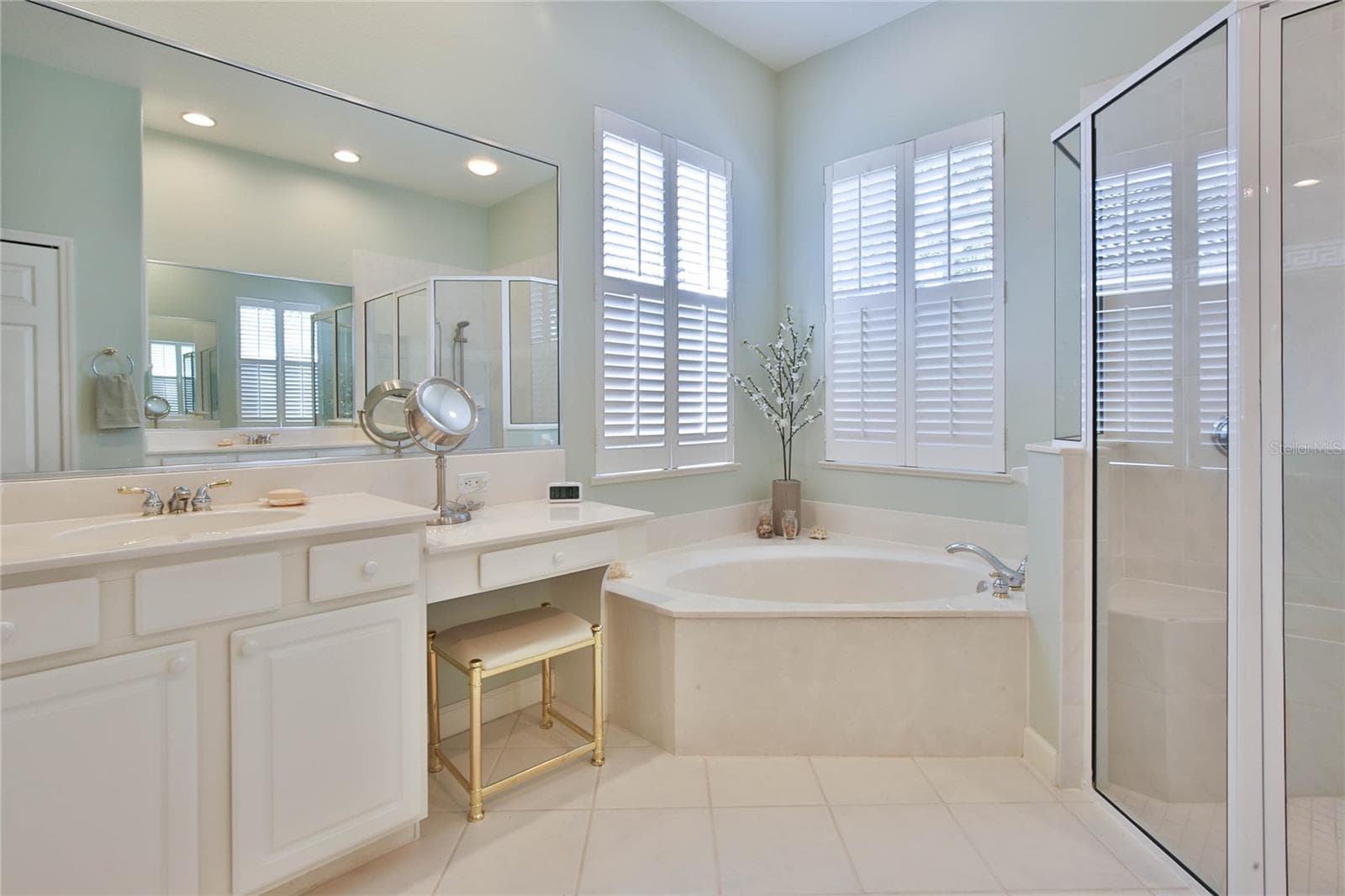 Single Family Residence at 6921 CONESTOGA PL, BRADENTON, photo 18 of 36