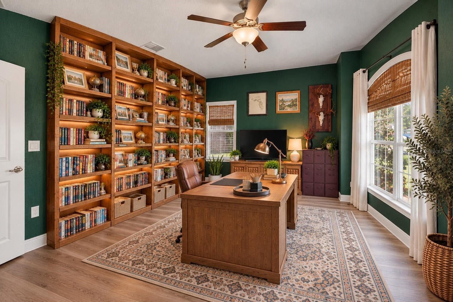 Den/Library/Office - 6746 SE 12TH PL, OCALA