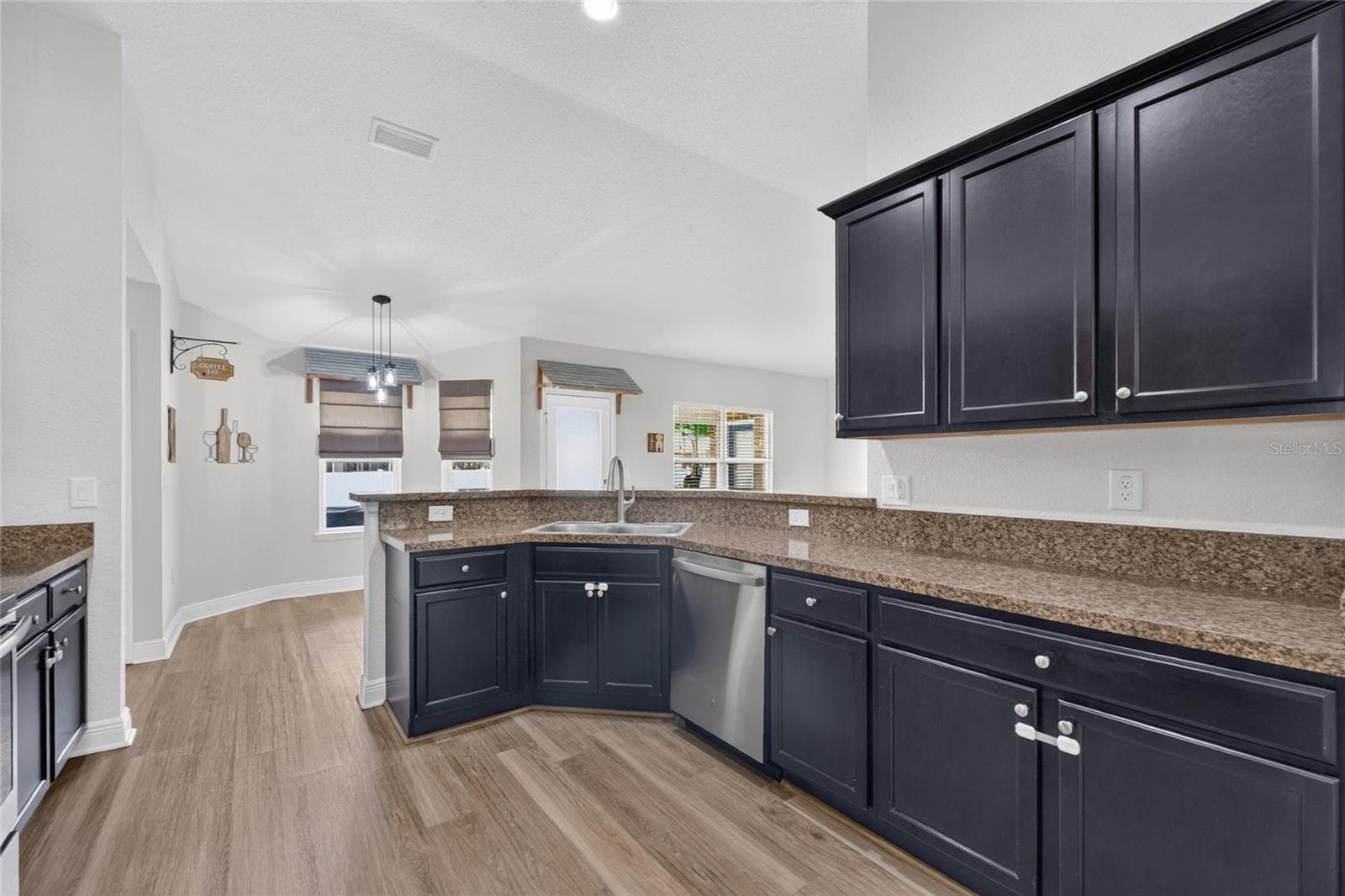 Kitchen - 6746 SE 12TH PL, OCALA