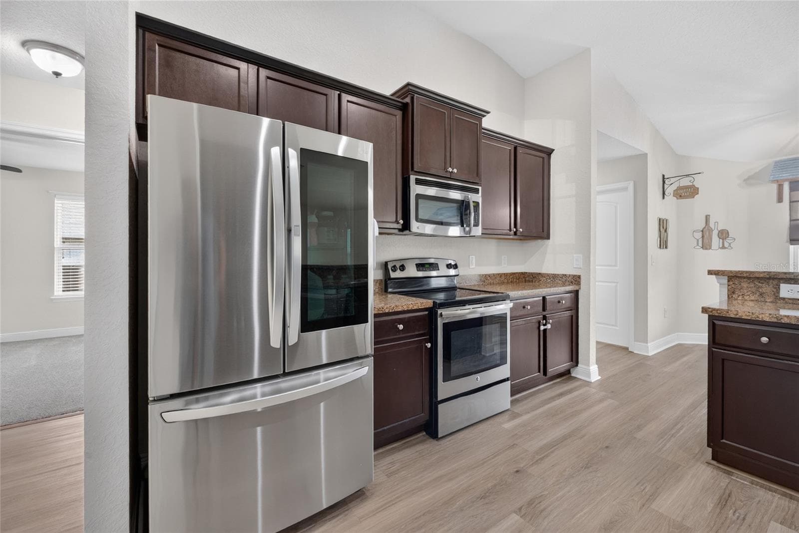Kitchen - 6746 SE 12TH PL, OCALA