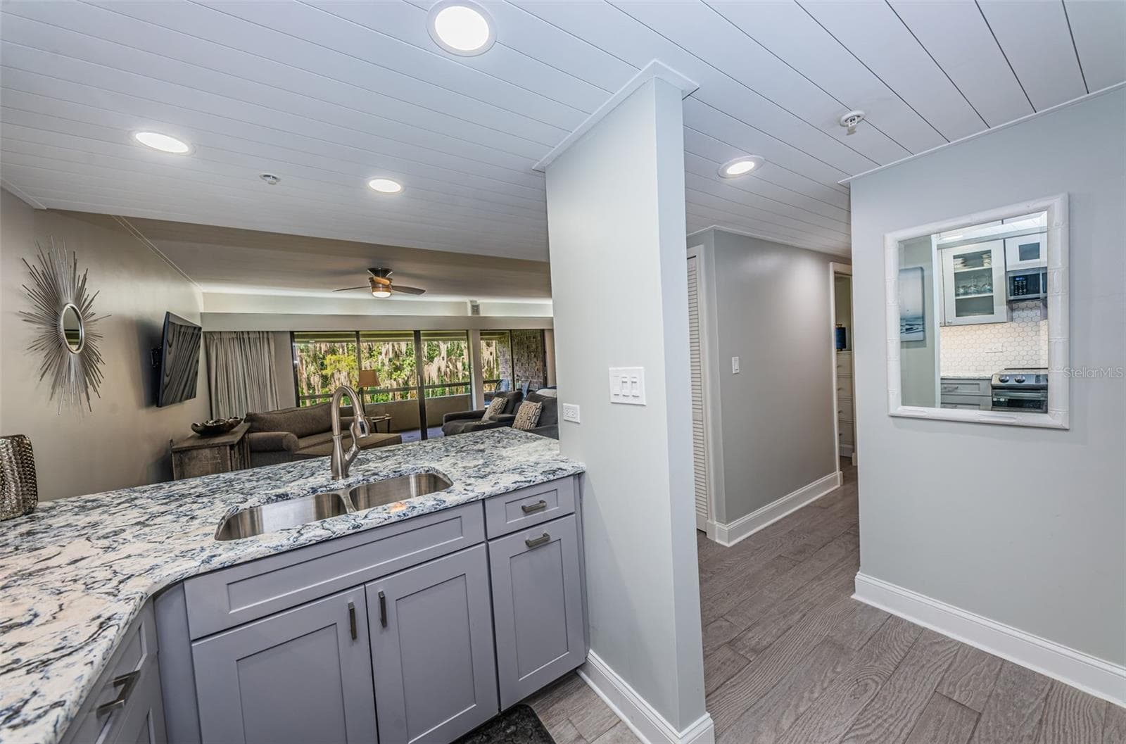 Condominium at 36750 US HIGHWAY 19 N #3-209, PALM HARBOR, photo 15 of 99