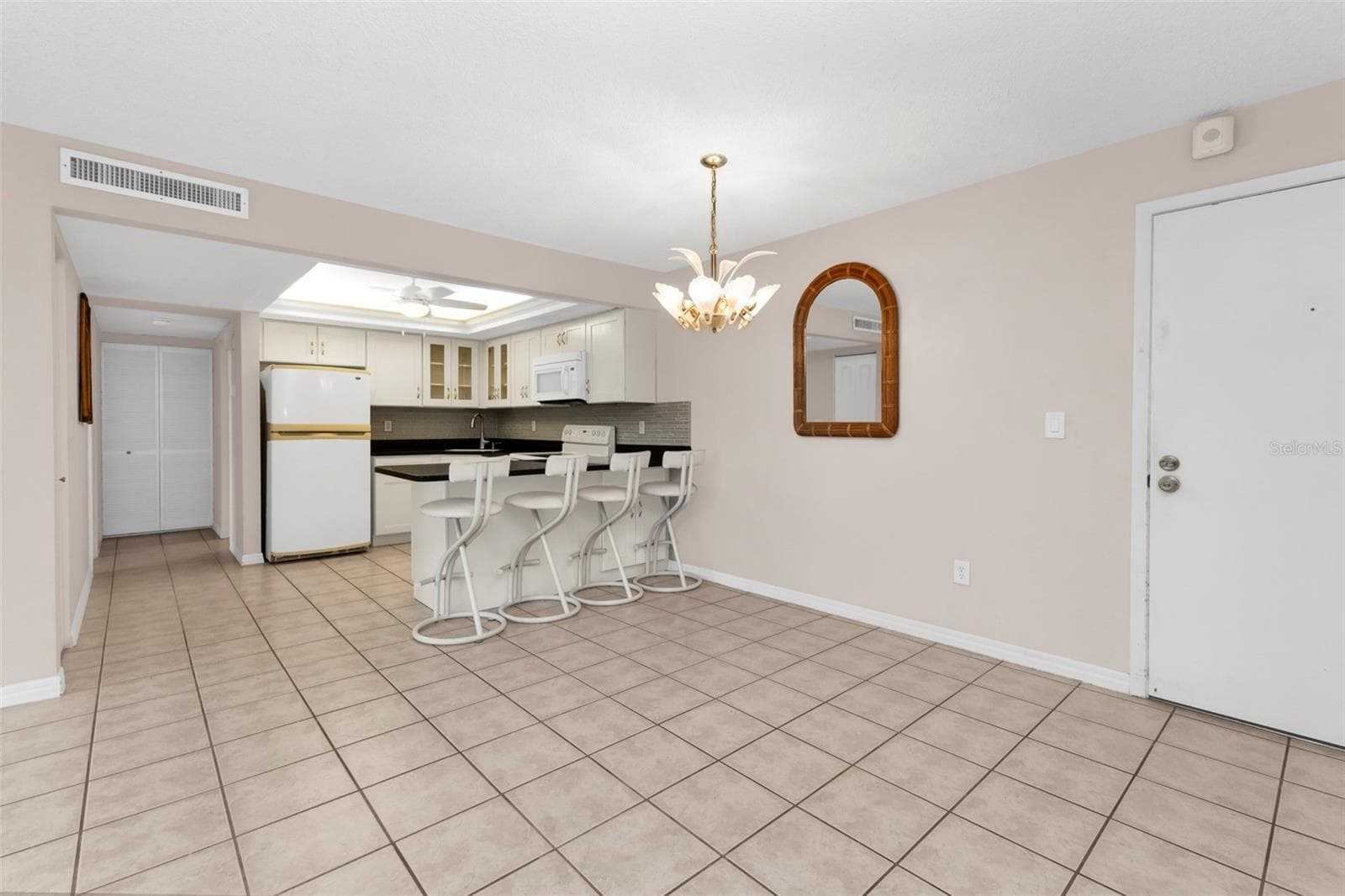 Condominium at 21260 BRINSON #301, PORT CHARLOTTE, photo 2 of 19