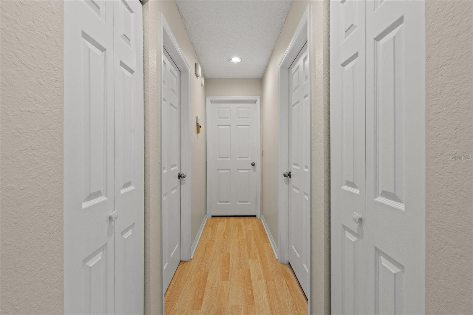 Hallway - 11530 SW 84TH AVENUE RD, OCALA