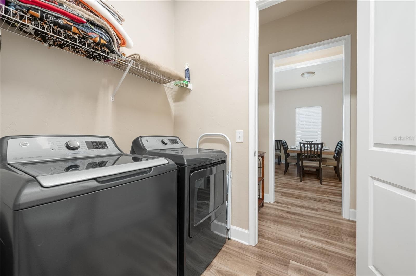 Conveniently Located Laundry Room - 1402 NW 132ND BLVD, NEWBERRY