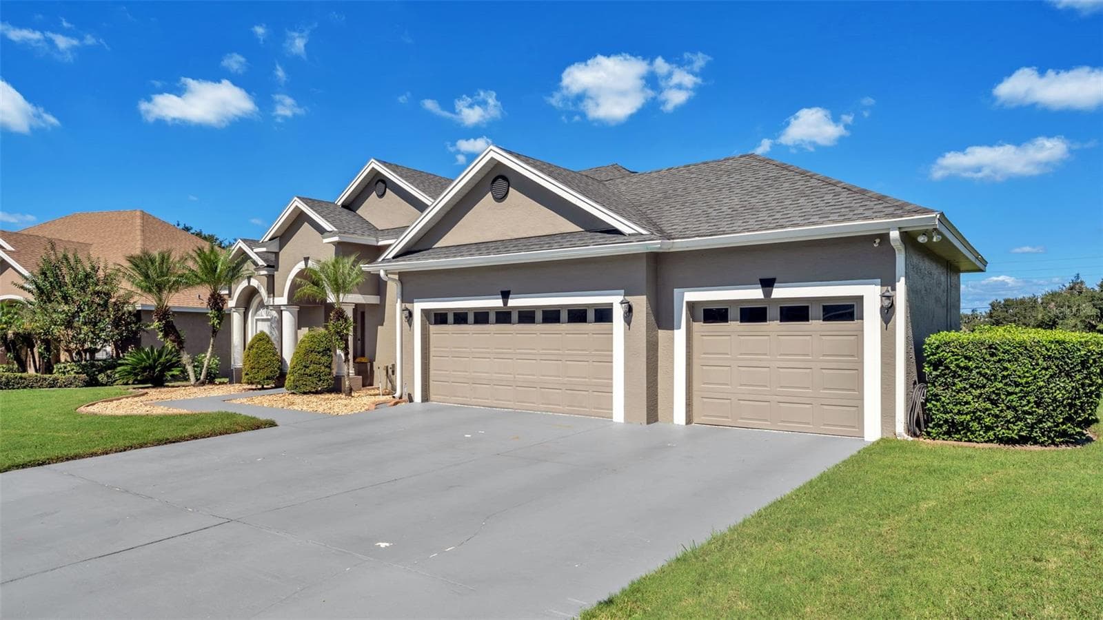Single Family Residence at 6720 HARTSWORTH DR, LAKELAND, photo 3 of 56