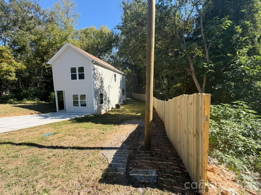 Single Family Residence at 109 N Gregory Street, Lancaster, photo 30 of 31