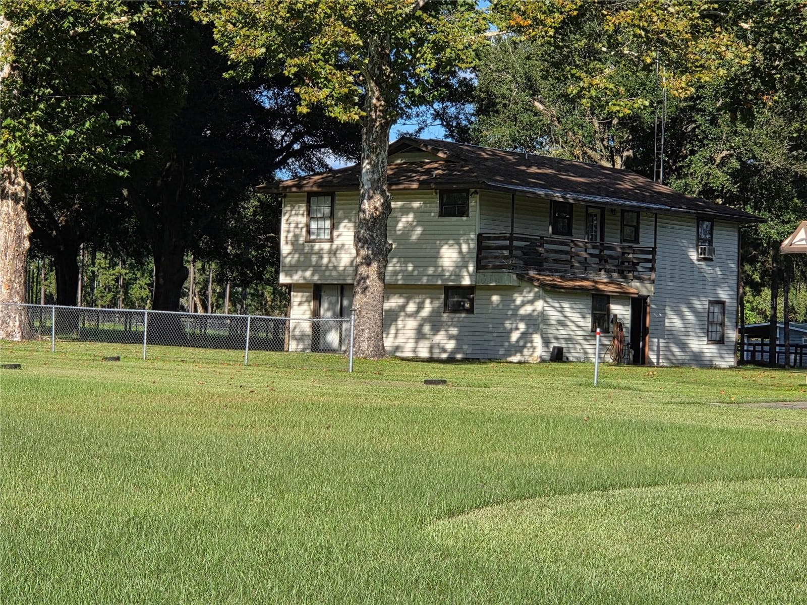 950 W HIGHWAY 316