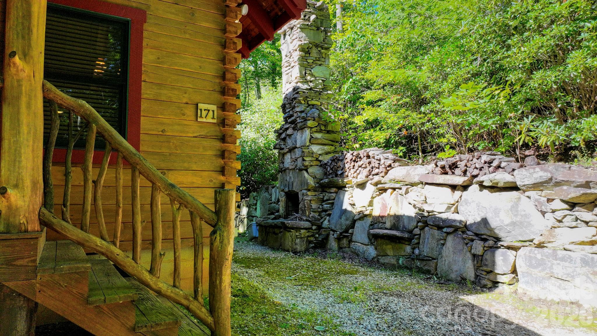 Welcome to 171 Camp Elliot Rd - 171 Camp Elliott Road, Black Mountain