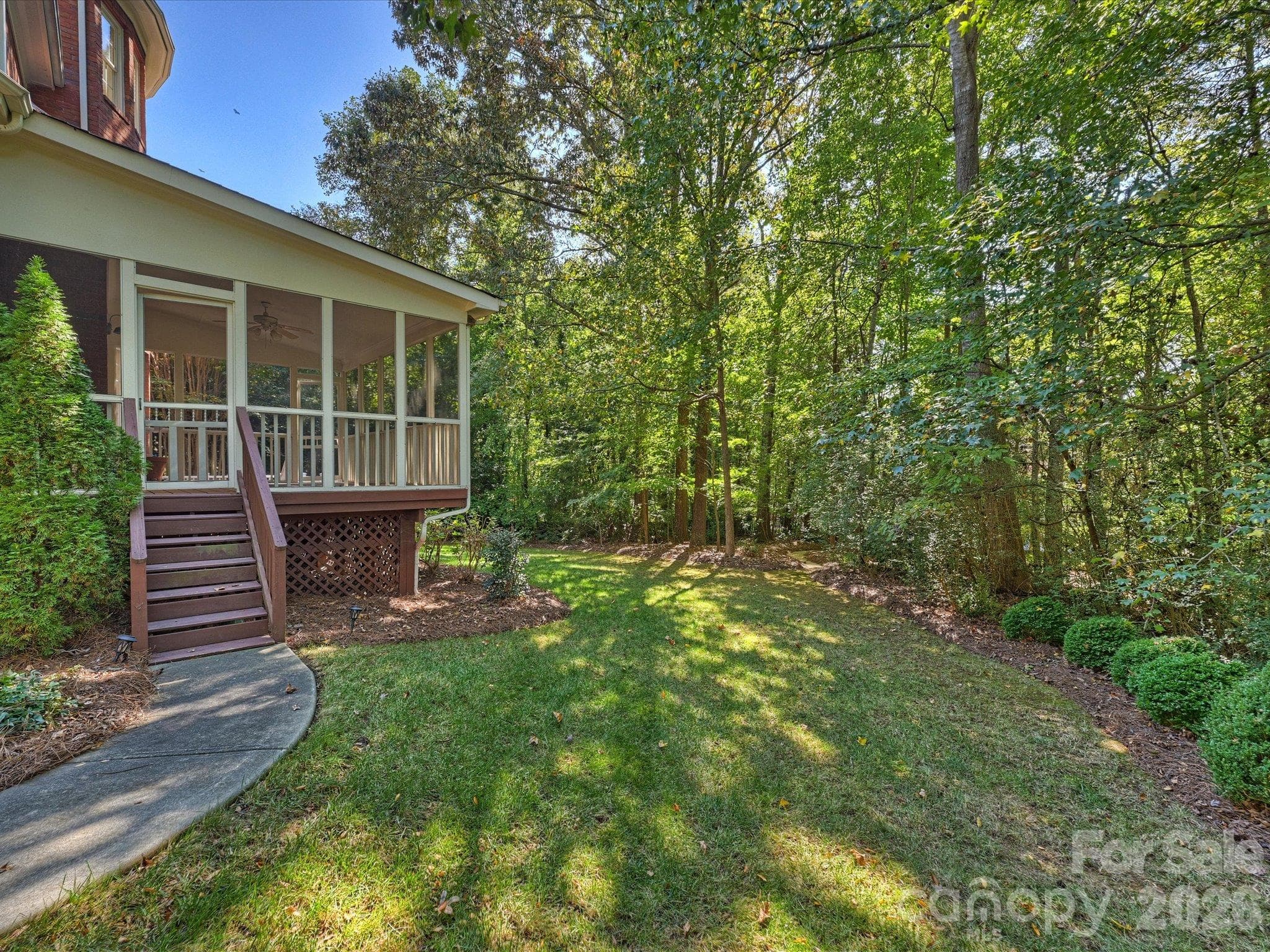 Yard large enough for playing or FIDO - 7705 Stonehaven Drive, Waxhaw