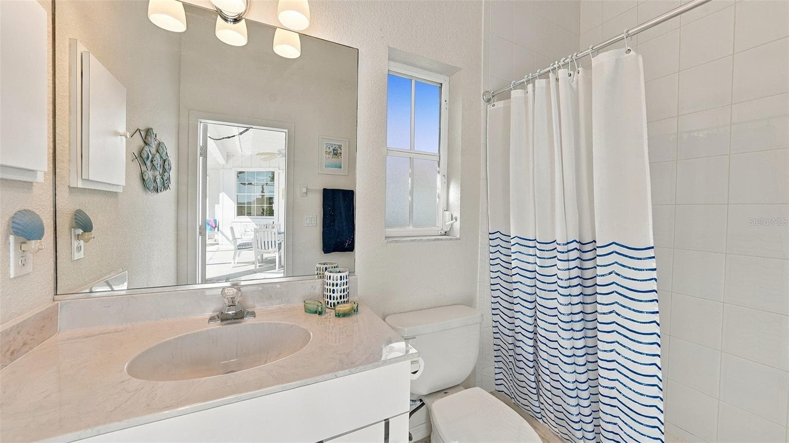 POOL BATHROOM! - 12 MEDALIST CT, ROTONDA WEST
