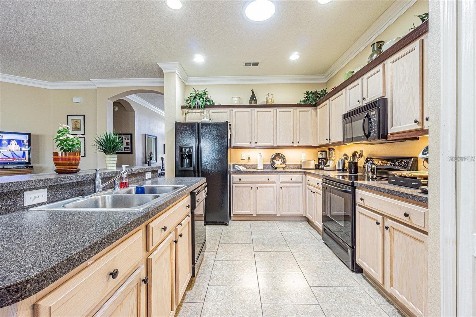 Single Family Residence at 2514 SANDY HILL CT, HOLIDAY, photo 7 of 26