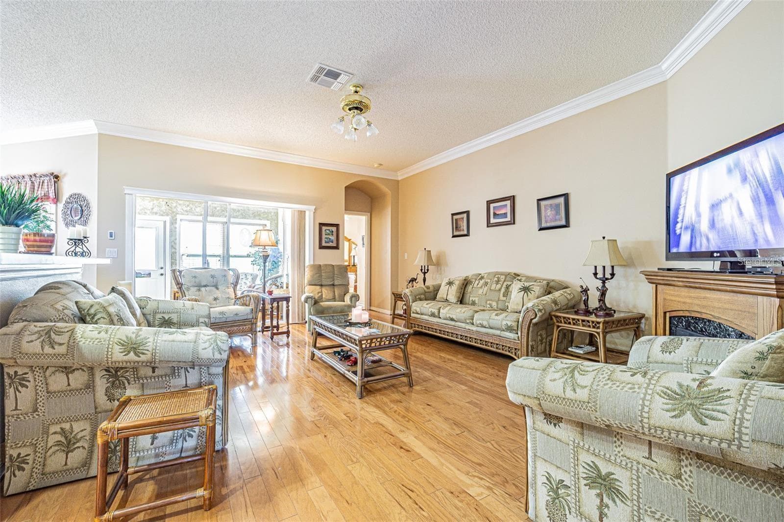 Single Family Residence at 2514 SANDY HILL CT, HOLIDAY, photo 8 of 26
