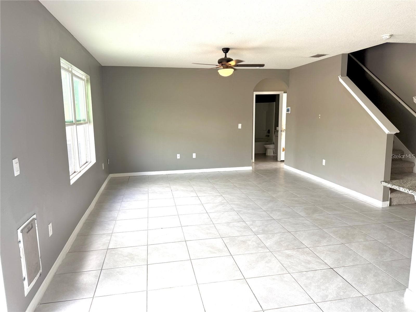 Single Family Residence at 1304 SUGARWOOD ST, DAVENPORT, photo 3 of 9