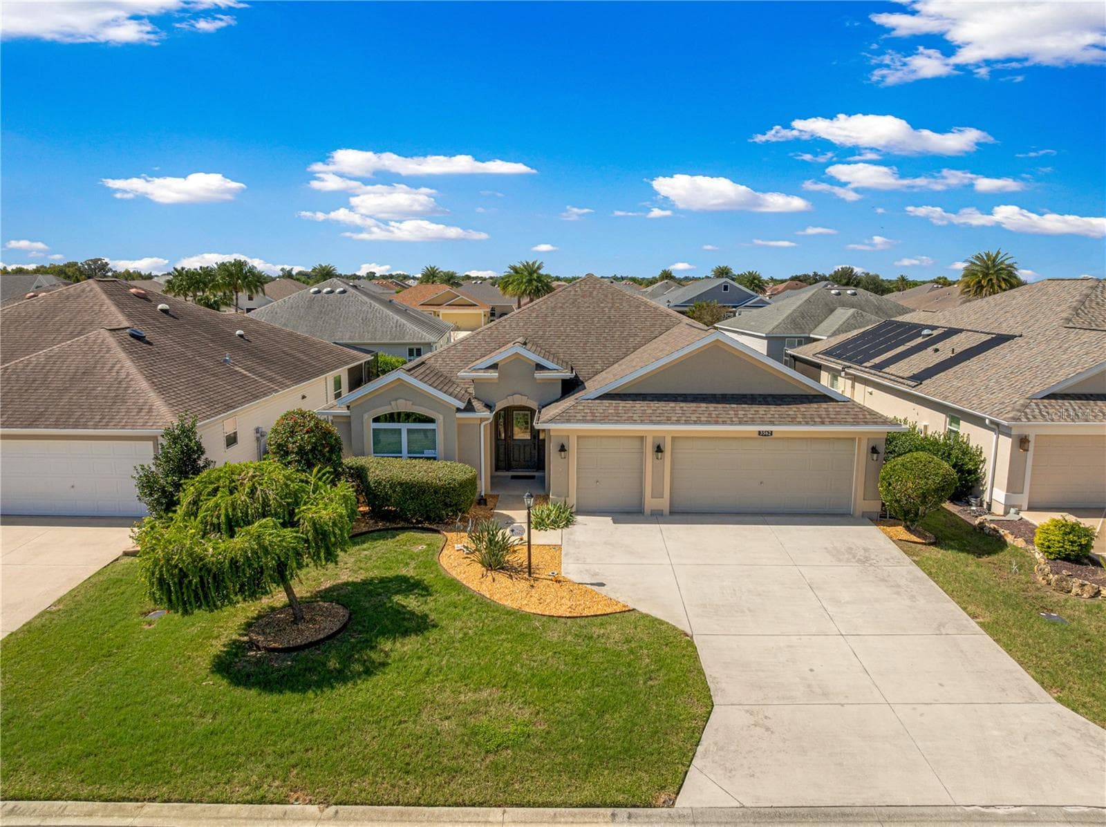 Beautiful Curb Appeal - 3562 YATES AVE, THE VILLAGES
