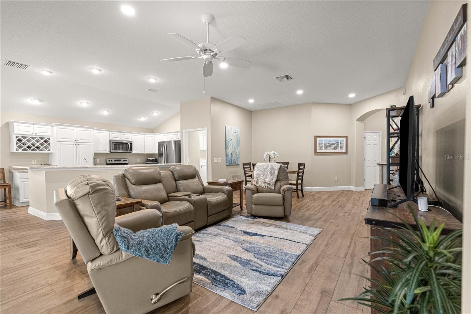 Single Family Residence at 3562 YATES AVE, THE VILLAGES, photo 20 of 46