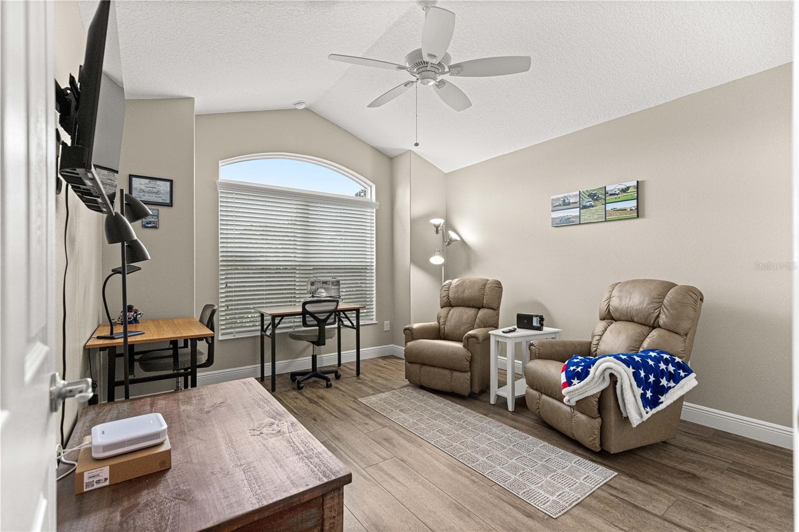 Expanded front guest room - 3562 YATES AVE, THE VILLAGES