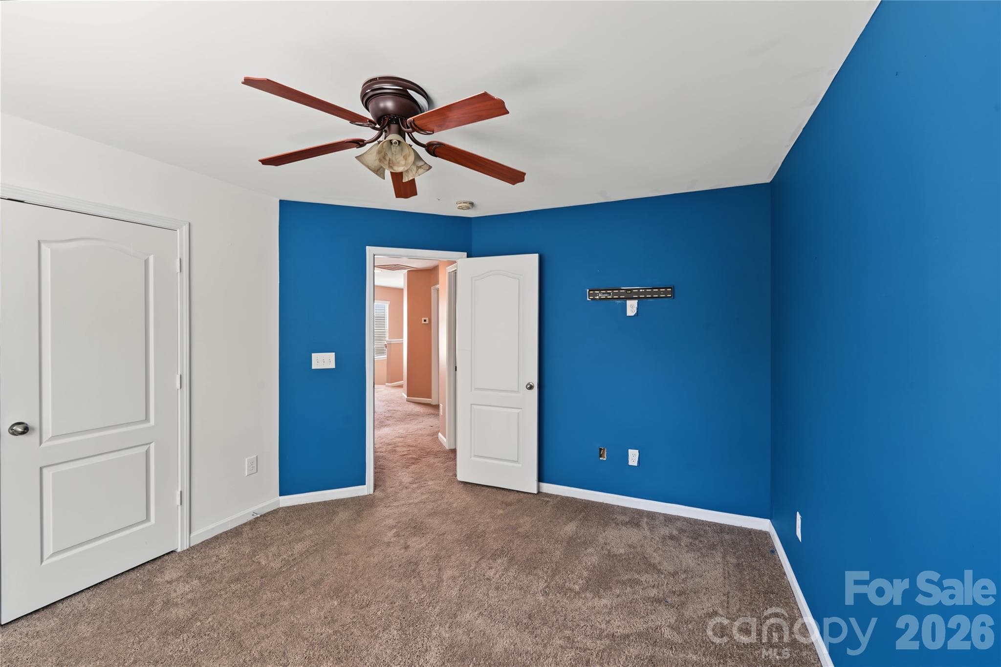 Single Family Residence at 9738 Loughlin Lane, Charlotte, photo 34 of 42