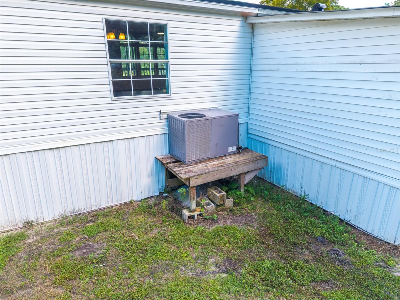 Manufactured Home at 17822 COMMONWEALTH AVE N, POLK CITY, photo 28 of 39