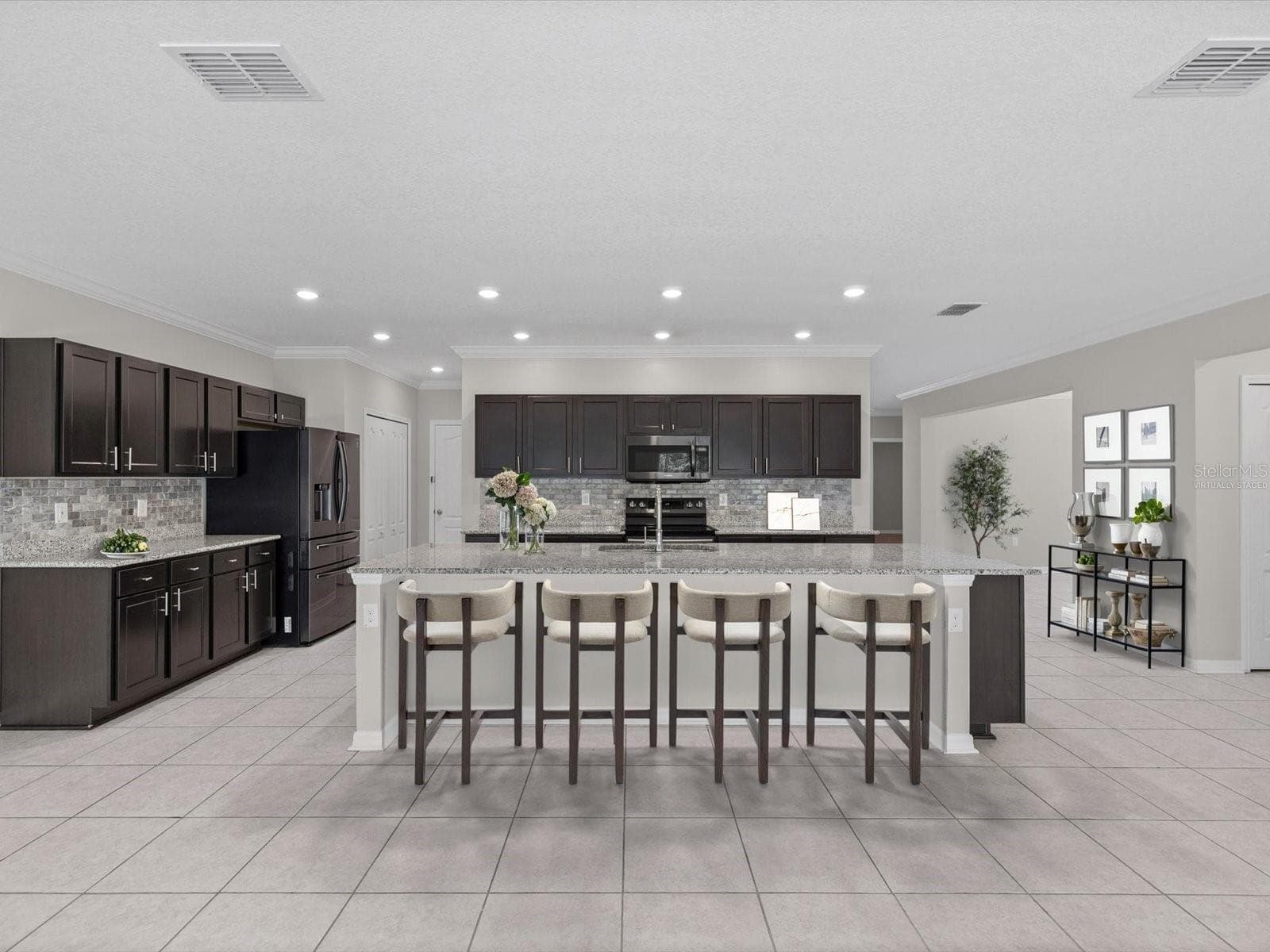 virtually staged kitchen - 6337 NODOC RD, SPRING HILL