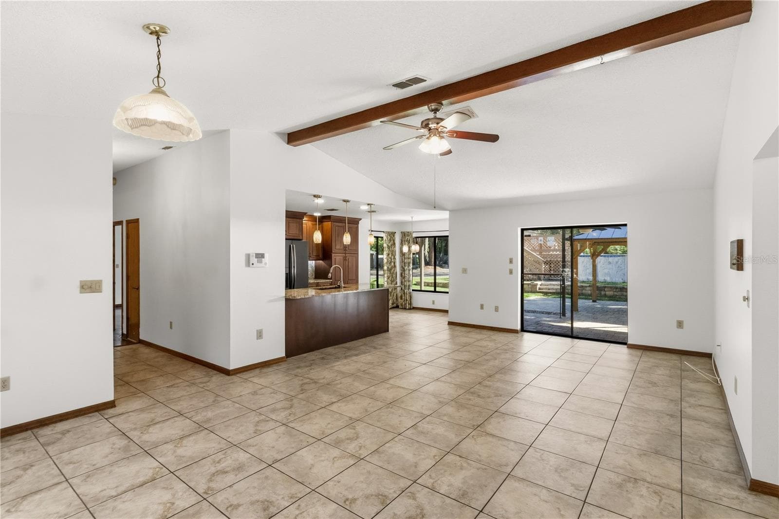 Single Family Residence at 18644 FURMAN DR, SPRING HILL, photo 17 of 77
