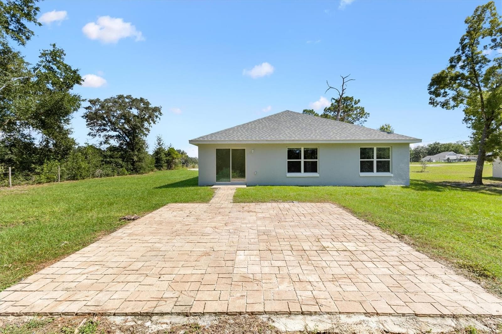Single Family Residence at 16010 SE 91ST CT, SUMMERFIELD, photo 2 of 39