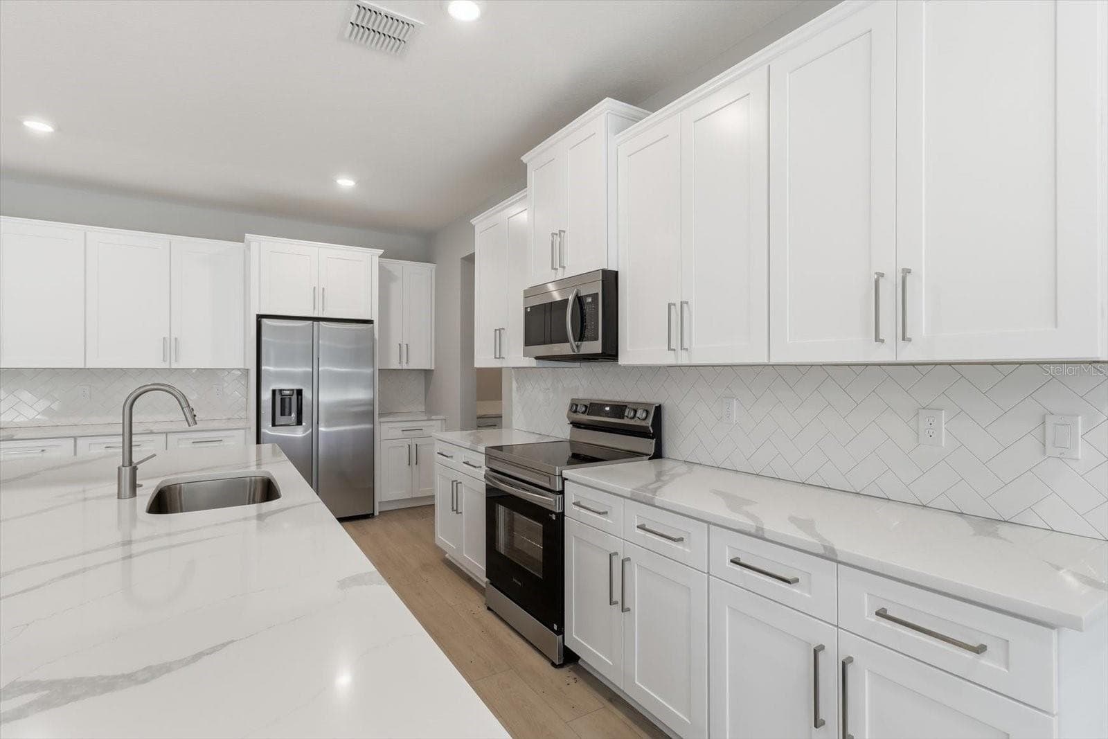 Single Family Residence at 3077 N ANNAPOLIS AVE, HERNANDO, photo 14 of 46