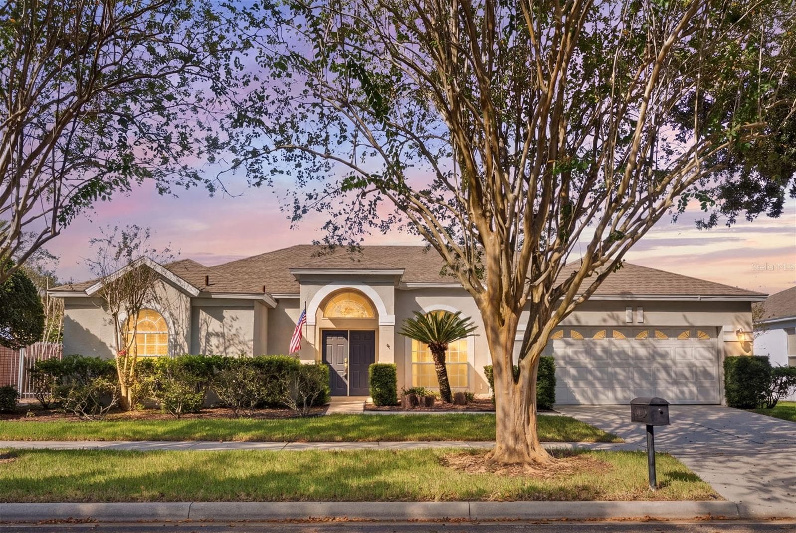 Single Family Residence at 3703 HALF MOON DR, ORLANDO, photo 2 of 46