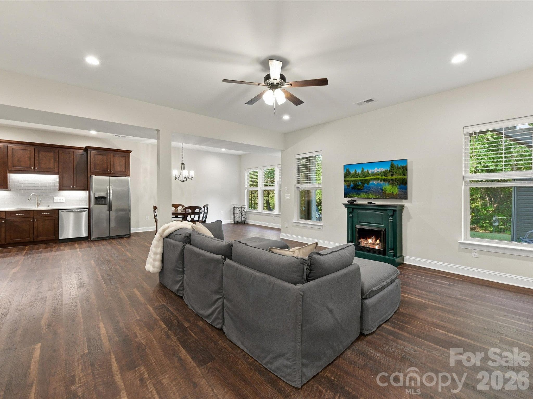 Single Family Residence at 522 Iron Horse Lane, Midland, photo 24 of 47