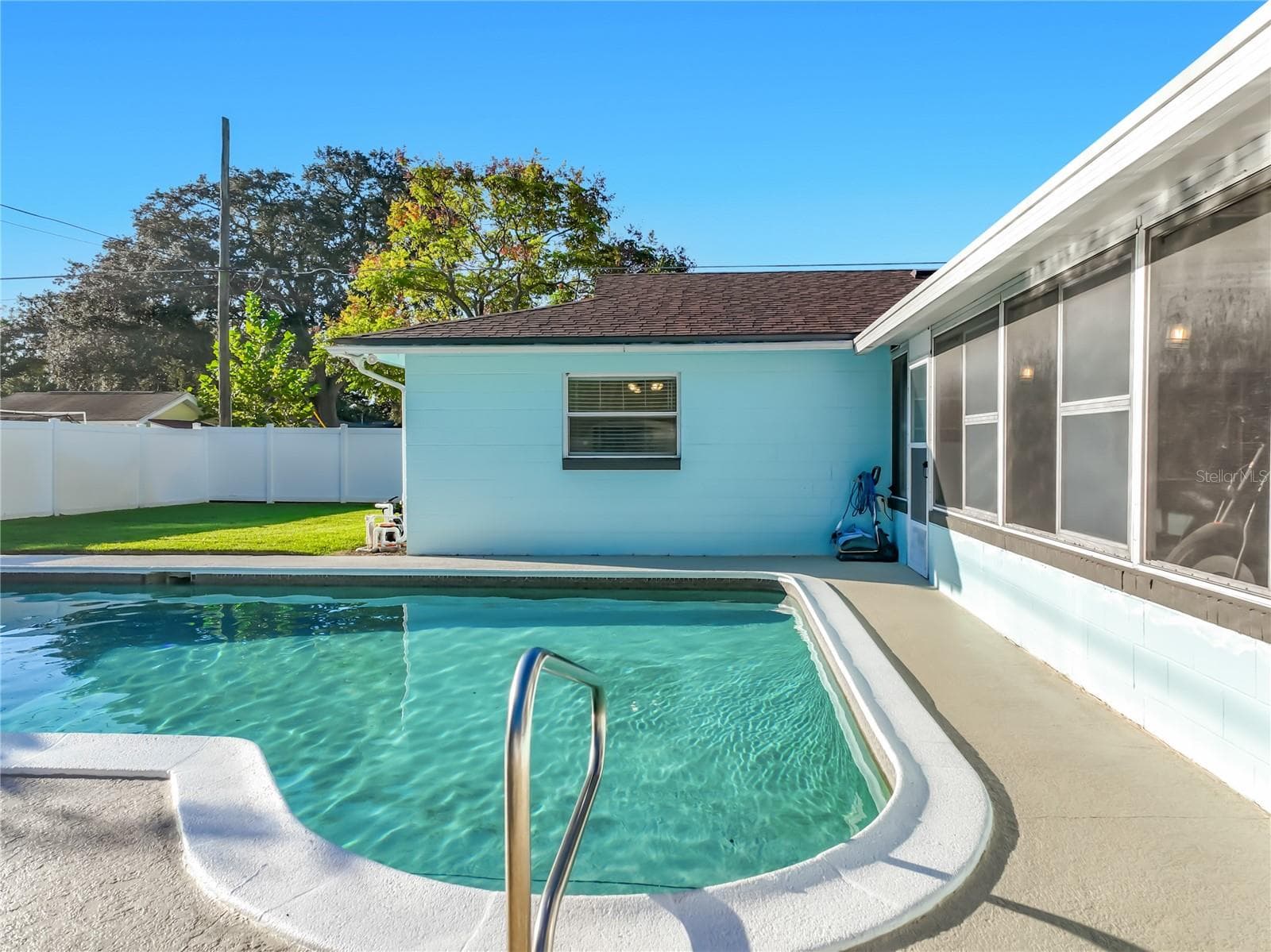 Newly Painted Pool Deck 2026 - 346 ELKHORN CT, WINTER PARK