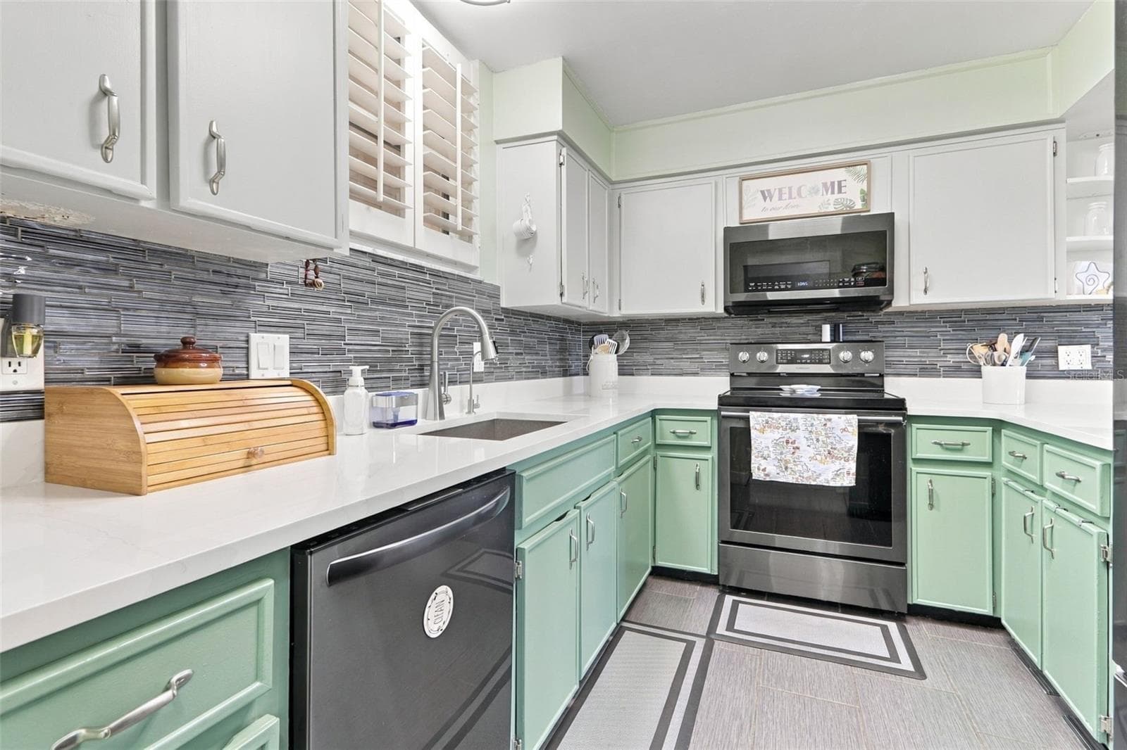 Condominium at 327 WILDER BLVD #B302, DAYTONA BEACH, photo 5 of 30