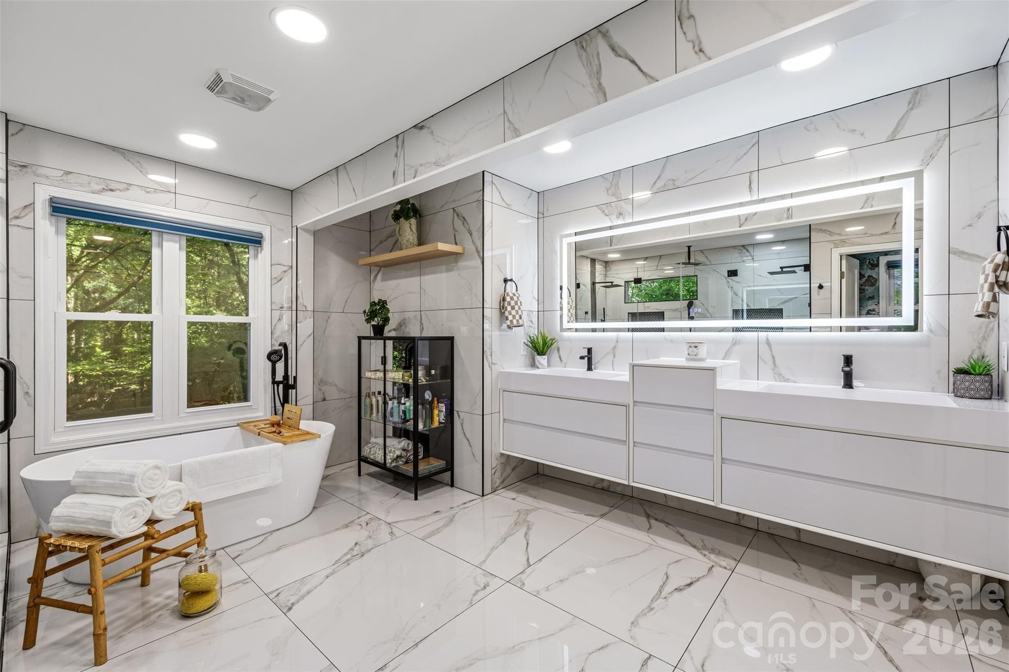 Spa like modern bath with tons of vanity storage & gorgeous soaking tub - 16 Tanglewood Road, Lake Wylie