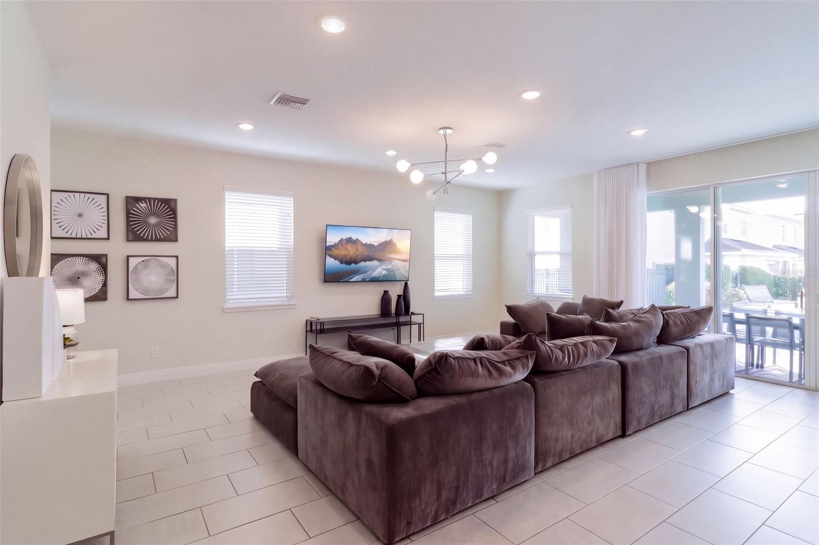 Single Family Residence at 7779 WESTLAND DR, KISSIMMEE, photo 5 of 33