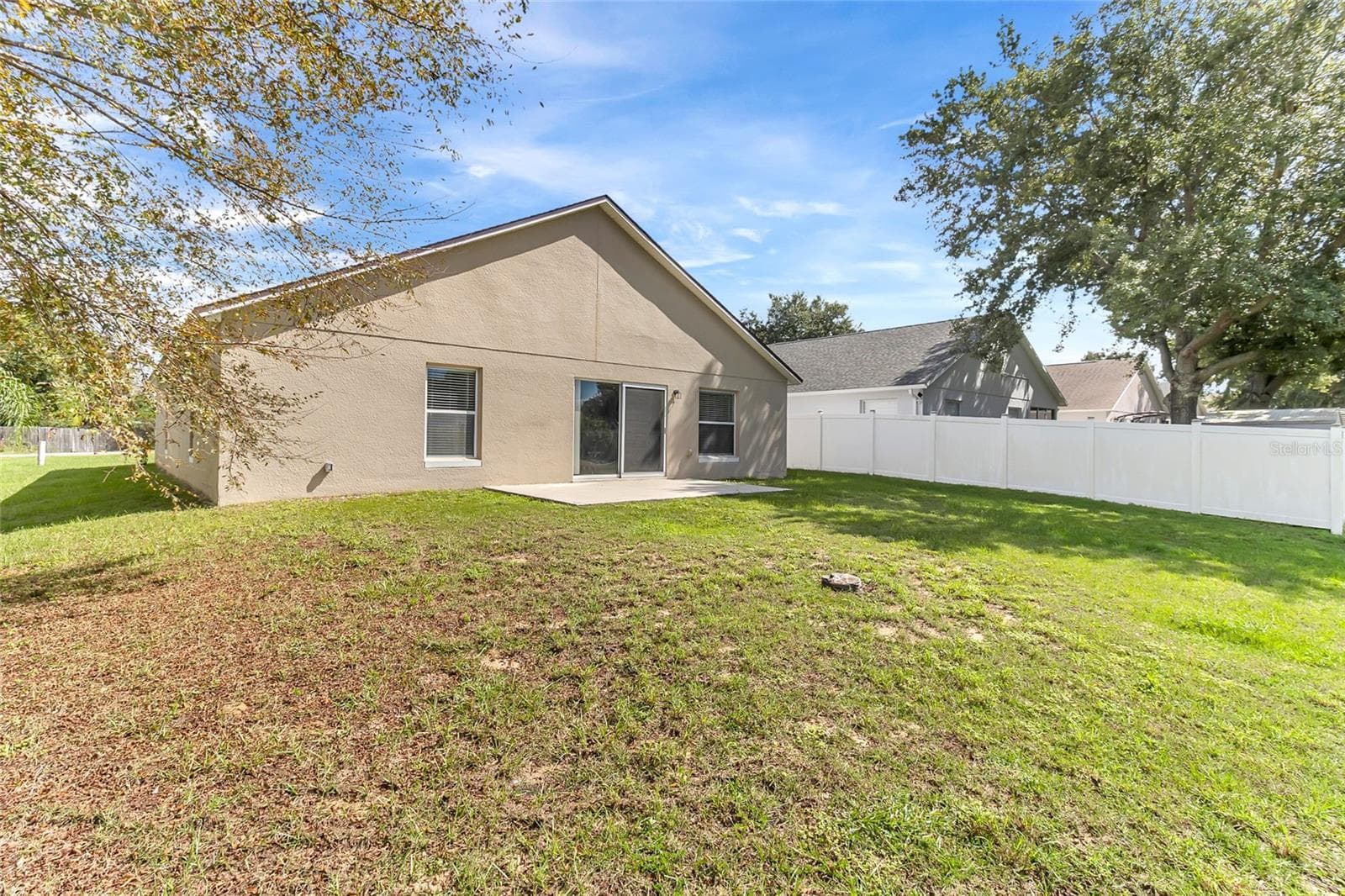 Single Family Residence at 2425 MERRY RD, TAVARES, photo 5 of 33