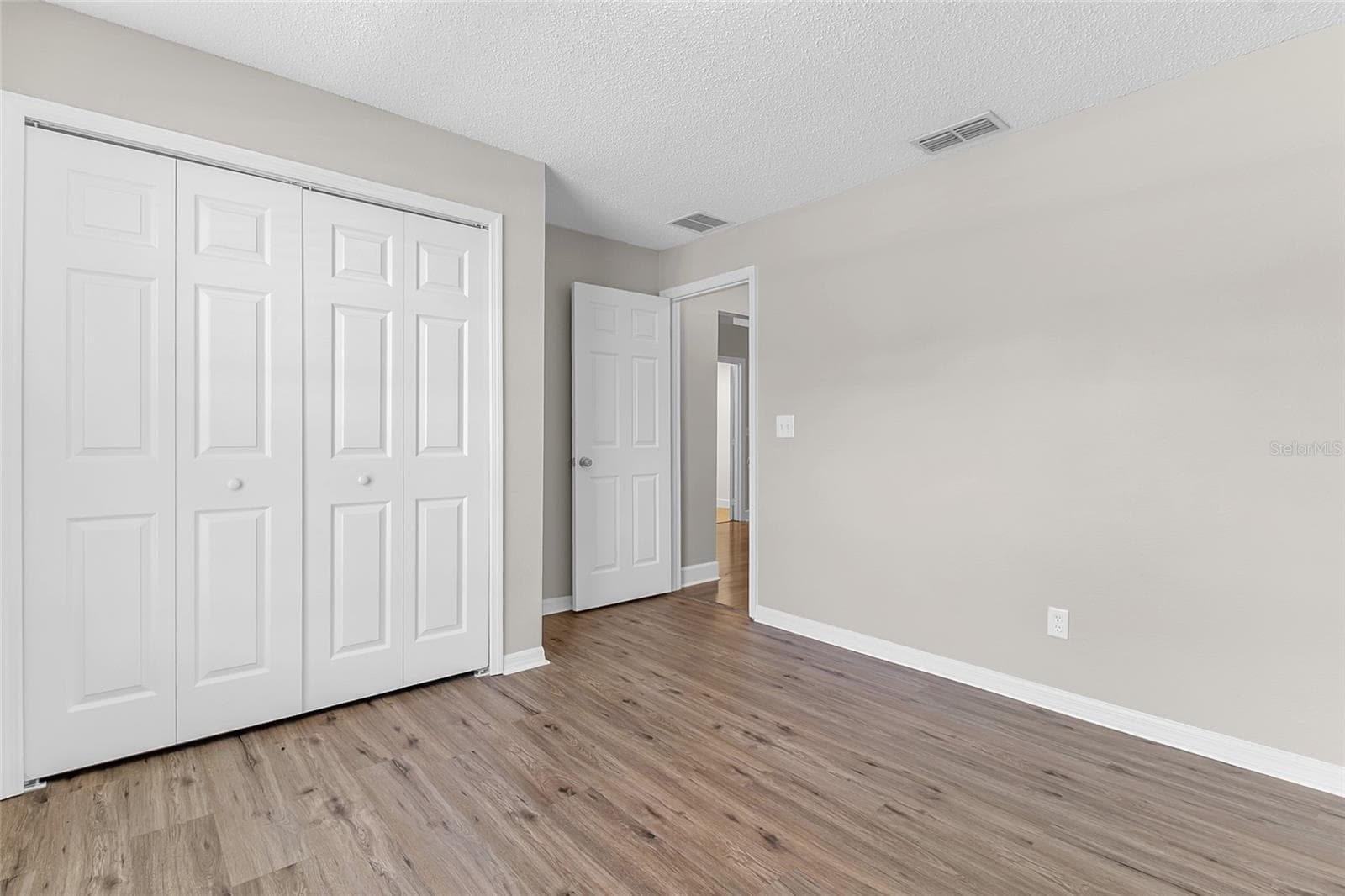 Single Family Residence at 2425 MERRY RD, TAVARES, photo 13 of 33
