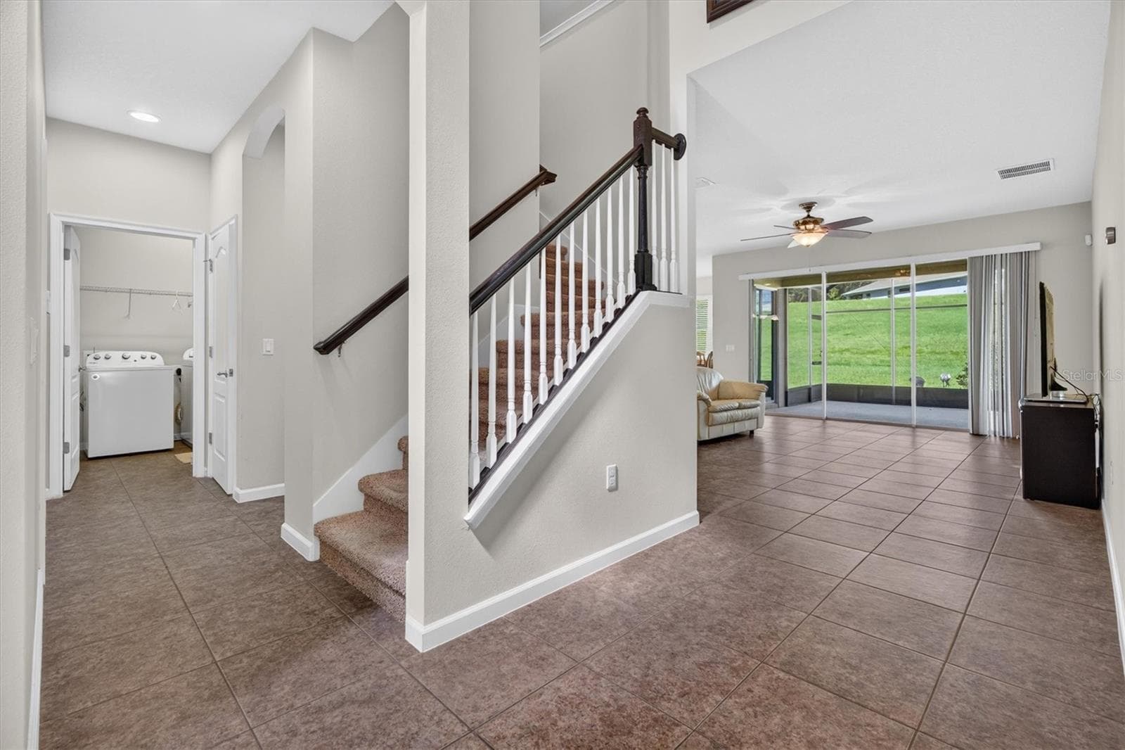 Garage entry - 2315 NATOMA BLVD, MOUNT DORA