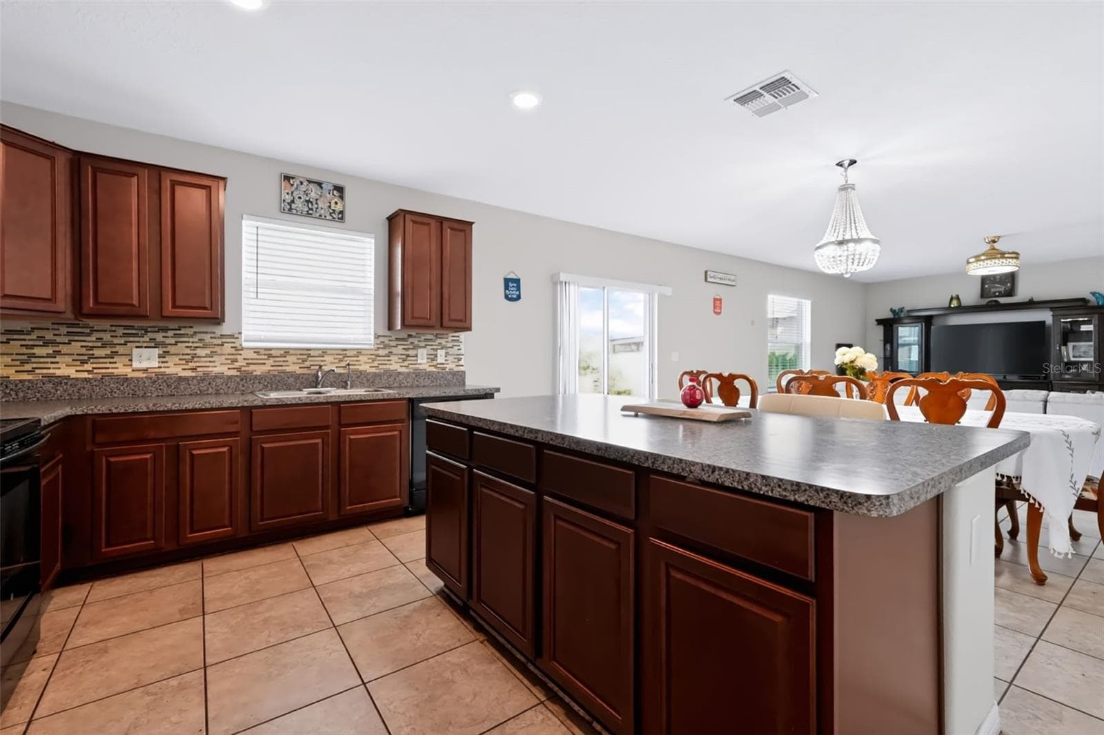 Single Family Residence at 1711 BROAD WINGED HAWK DR, RUSKIN, photo 19 of 47