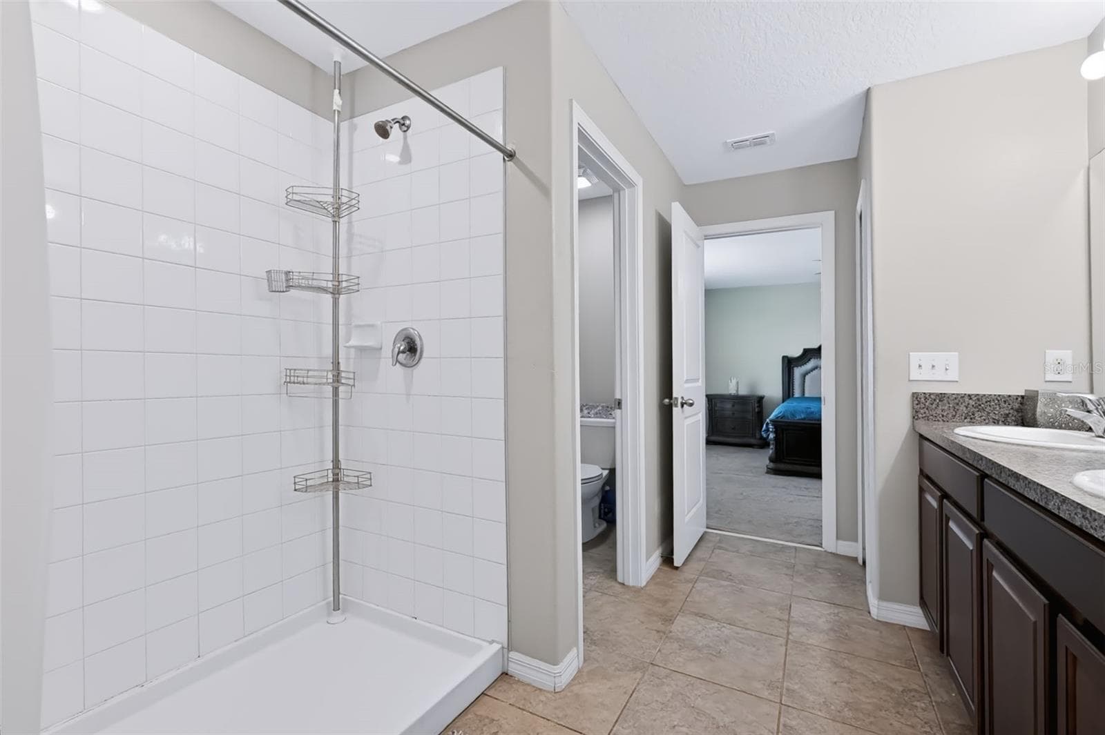 Single Family Residence at 1711 BROAD WINGED HAWK DR, RUSKIN, photo 41 of 47