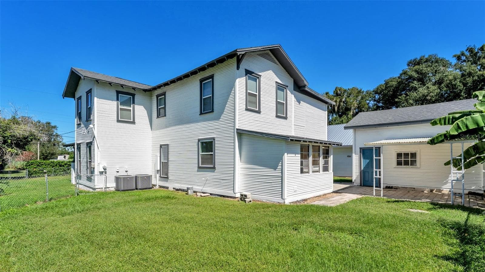 Single Family Residence at 1044 W LIME ST, LAKELAND, photo 54 of 55