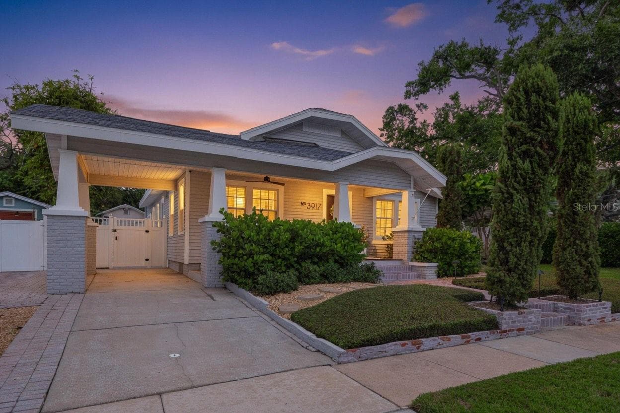 Single Family Residence at 3917 W SAN JUAN ST, TAMPA, photo 2 of 62