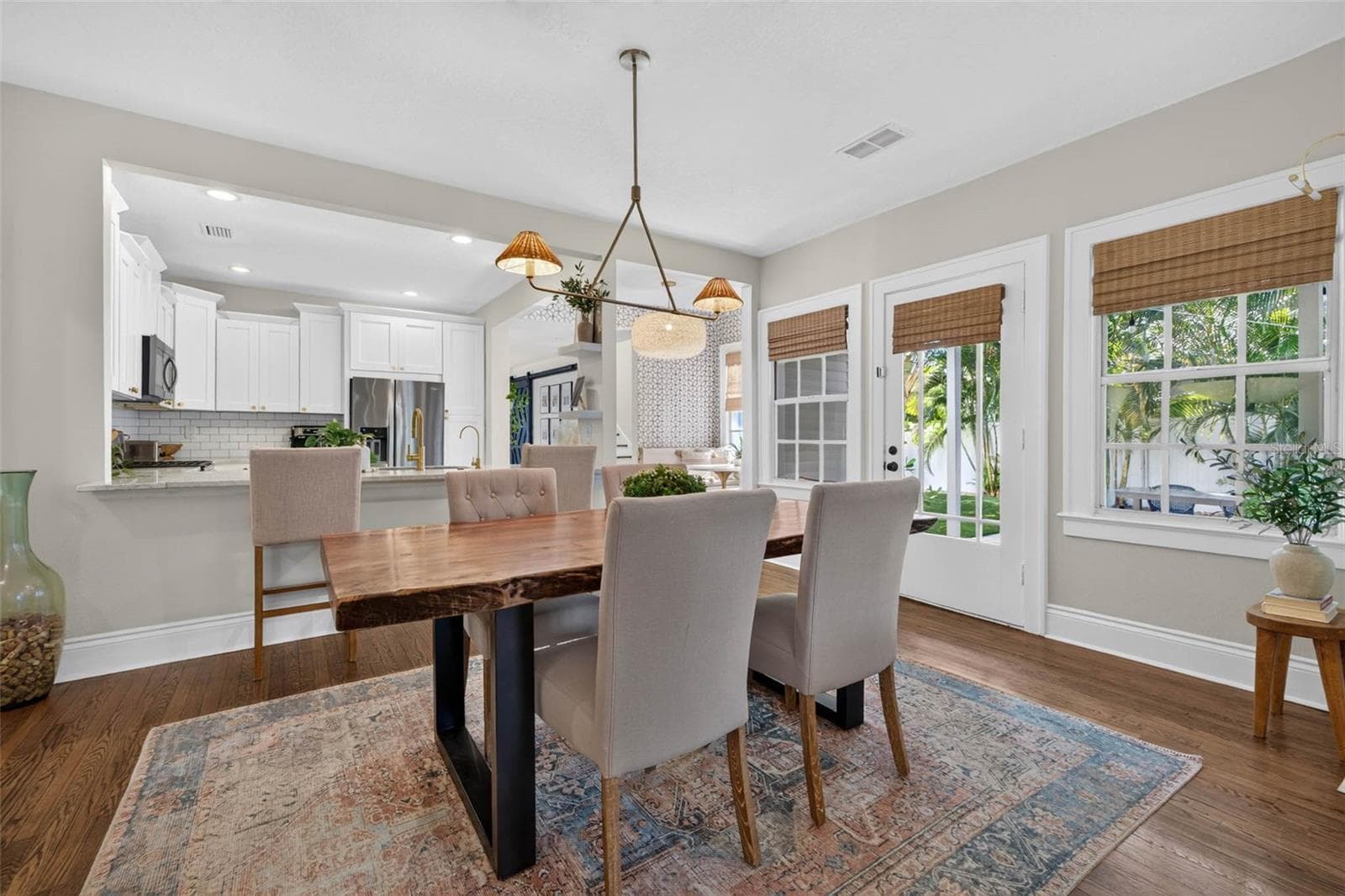 Single Family Residence at 3917 W SAN JUAN ST, TAMPA, photo 12 of 62
