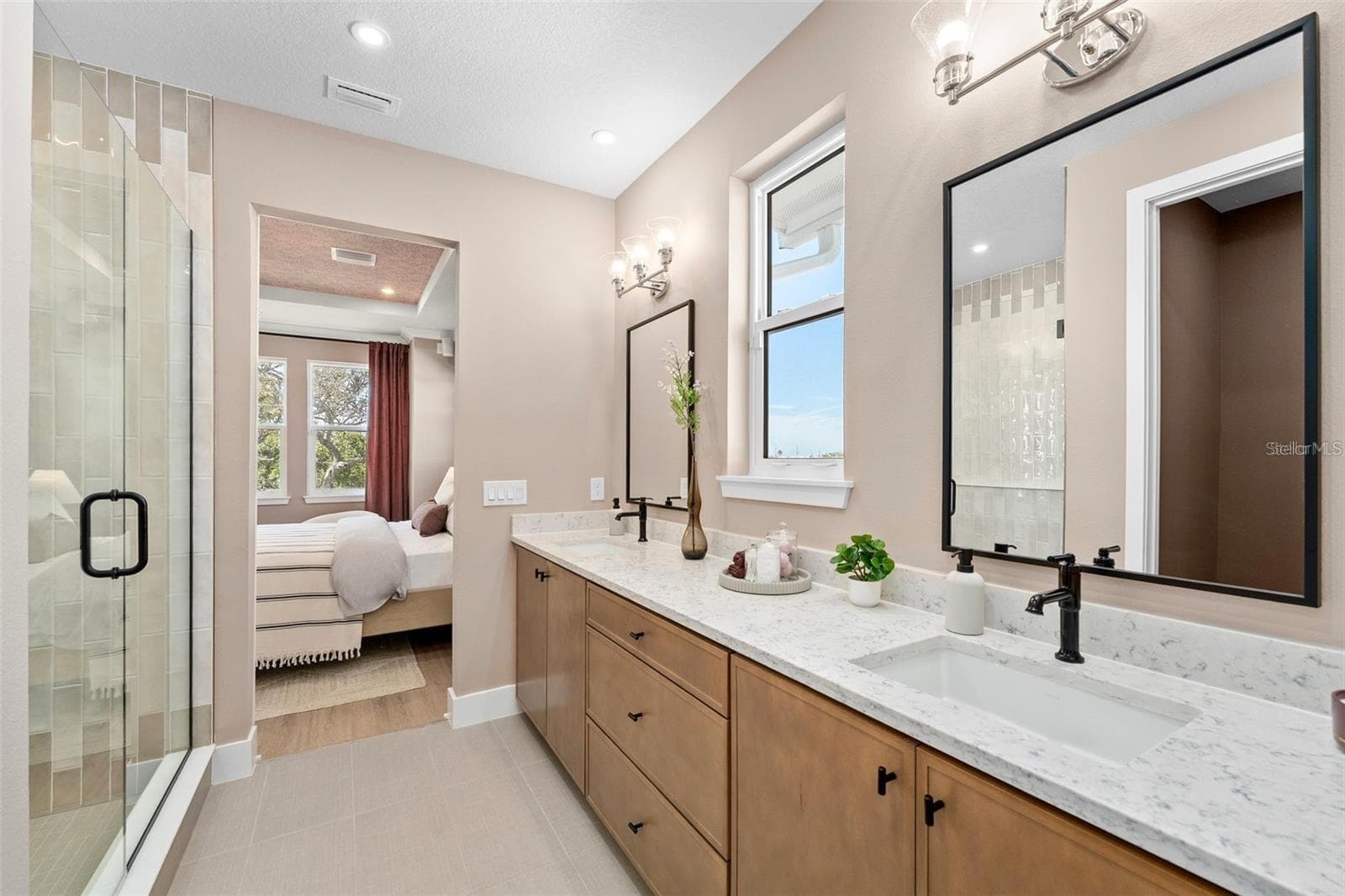 Model Primary Suite Bath - 2111 TIDEWATCH LOOP, NEW SMYRNA BEACH